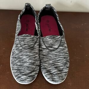 Just Be | Space Dye Slip On Sneakers Size 10
